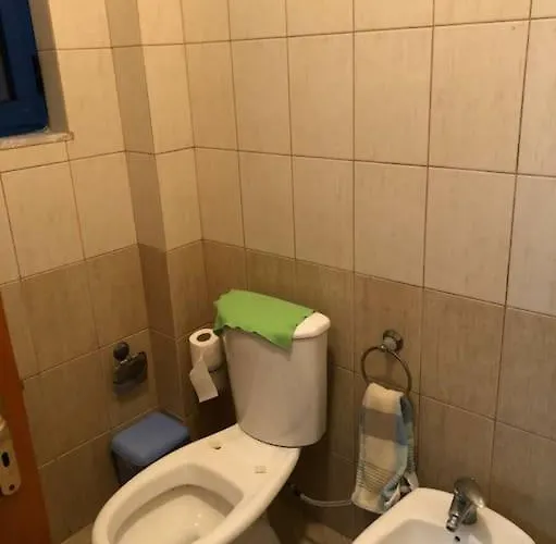Deluxe & Big Center *