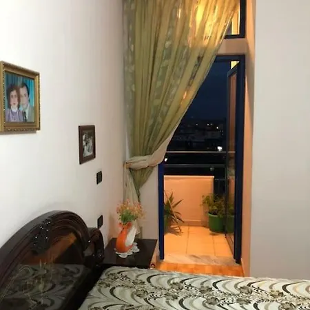 Deluxe & Big Center Апартаменты *
