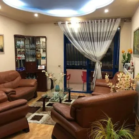 Apartmán Deluxe & Big Center Fier